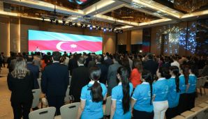 Medianın İnkişafı Agentliyinin təşkilatçılığı ilə keçirilən “İctimai proseslər media müstəvisində” mövzusunda Forumun açılış mərasimi baş tutub — foto 2