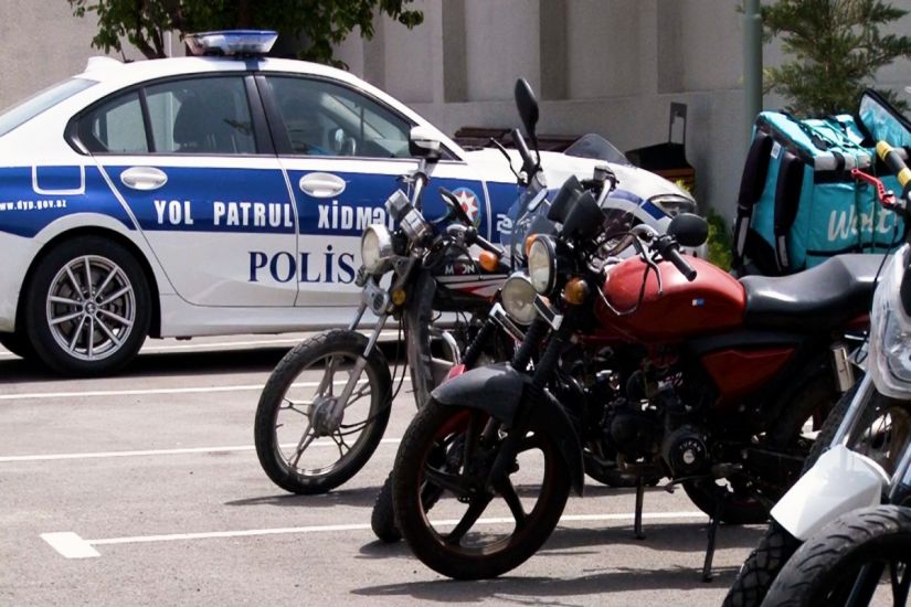 Motosikletlə avtoxuliqanlıq edən sürücü həbs edildi