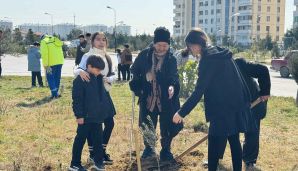 Dövlət Komitəsi “Konstitusiya və Suverenlik İli” çərçivəsində ağacəkmə aksiyası təşkil edib — foto 2