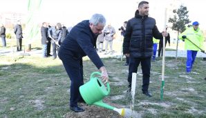 Dövlət Komitəsi “Konstitusiya və Suverenlik İli” çərçivəsində ağacəkmə aksiyası təşkil edib — foto 12