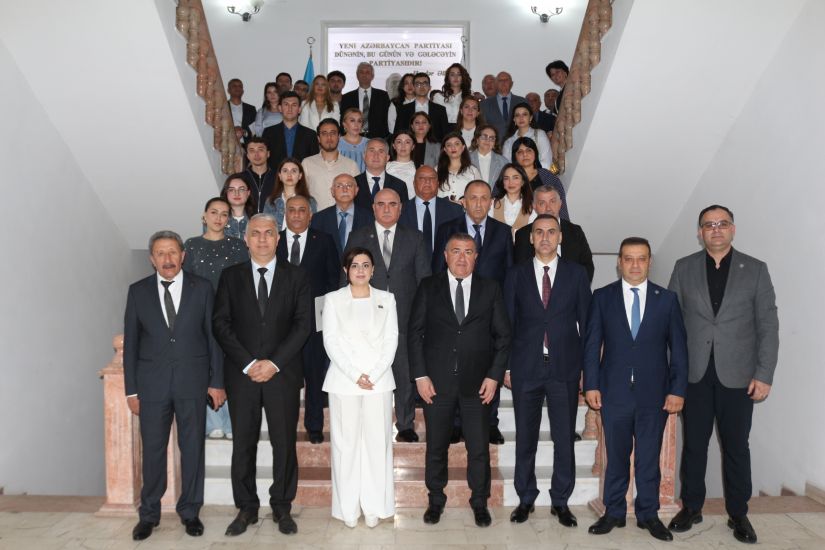 Xətai rayonunda "Qərbi Azərbaycana qayıdış” adlı dəyirmi masa keçirilib -    FOTOLAR
