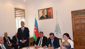 Xətai rayonunda "Qərbi Azərbaycana qayıdış” adlı dəyirmi masa keçirilib -    FOTOLAR — foto 6