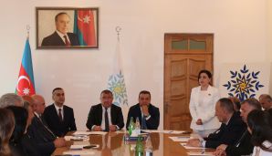 Xətai rayonunda "Qərbi Azərbaycana qayıdış” adlı dəyirmi masa keçirilib -    FOTOLAR — foto 5