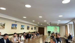 Ümummilli Lider Heydər Əliyevin anadan olmasının 102-ci ildönümü Həştərxan vilayətində qeyd edilib -   FOTOLAR — foto 3