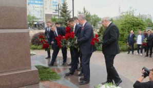 Ümummilli Lider Heydər Əliyevin anadan olmasının 102-ci ildönümü Həştərxan vilayətində qeyd edilib -   FOTOLAR — foto 29