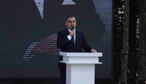 Xətai rayonunda Ümummilli lider Heydər Əliyevin anadan olmasının 102 illiyinə həsr olunmuş möhtəşəm konsert proqramı təşkil olunub -     FOTO - VİDEO — foto 3