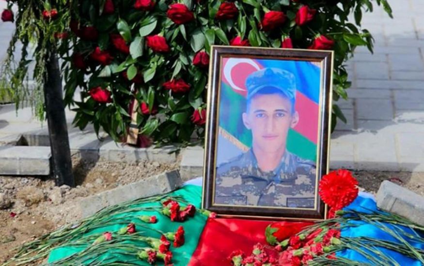 20 yaşlı oğlan əsgər yoldaşını "yetim" sözünə görə yatdığı yerdə güllələyib