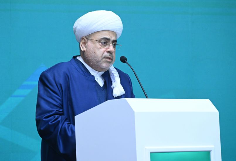 Allahşükür Paşazadəyə     AĞIR İTKİ