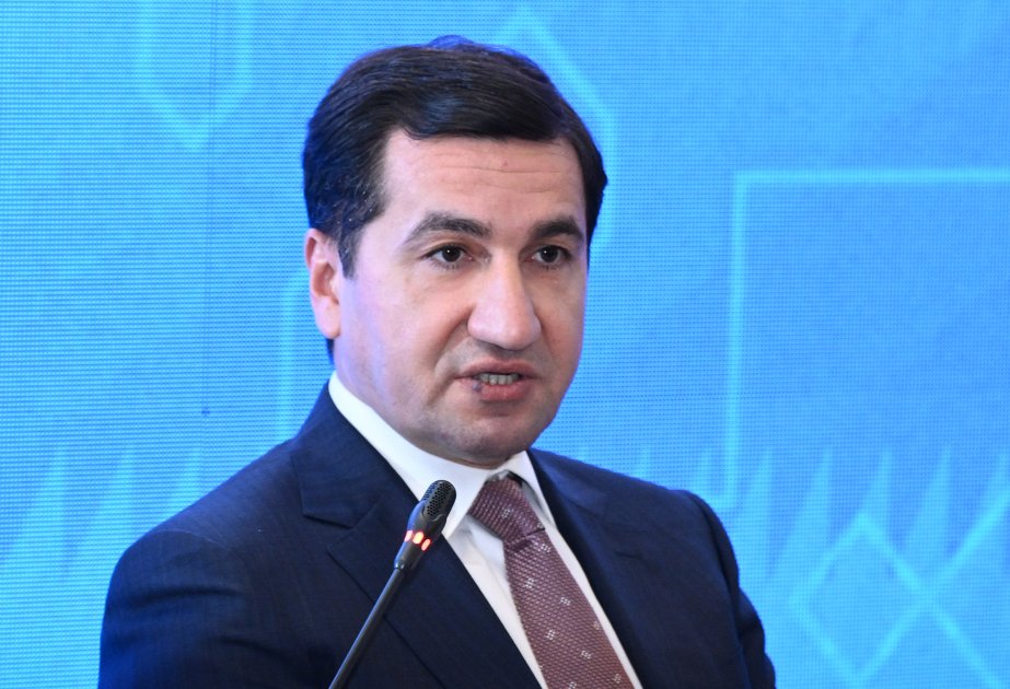 Hikmət Hacıyev: Dezinformasiya, stereotiplər və qərəzlə mübarizə aparmaq vacibdir
