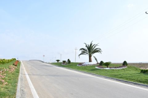 Abşeron rayonunda genişmiqyaslı abadlıq-quruculuq işləri davam etdirilir -    FOTOLAR — foto 34