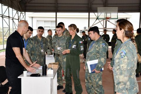 Hərbi Hava Qüvvələrinin "Mi-17-1V" tipli helikopter cütlüyünün NATO qiymətləndirilməsi təliminin açılış mərasimi keçirilib — foto 3