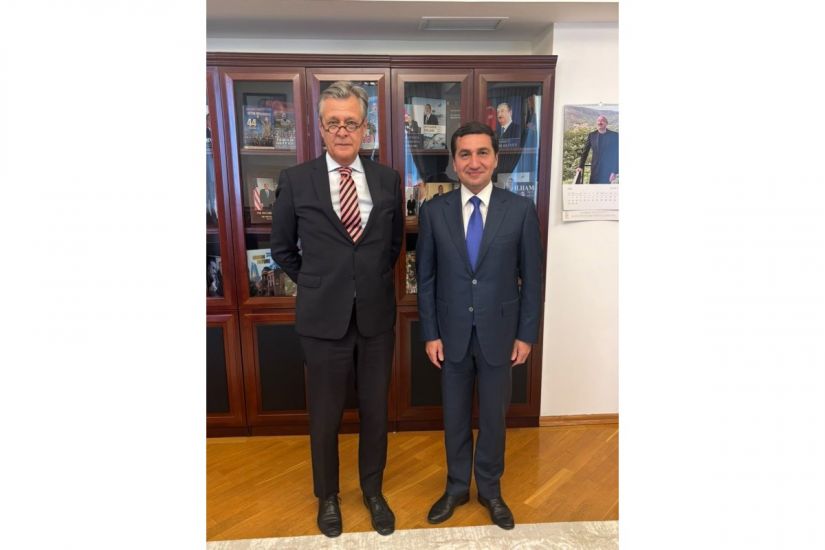 Hikmət Hacıyev Almaniya səfiri ilə ikitərəfli münasibətləri müzakirə edib